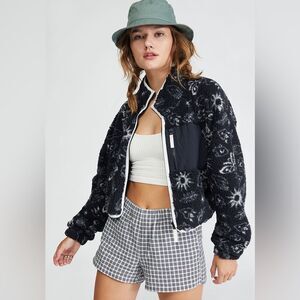 PacSun Celestial Doodle Cropped Full Zip Sherpa Fleece Women's Jacket (Size L)